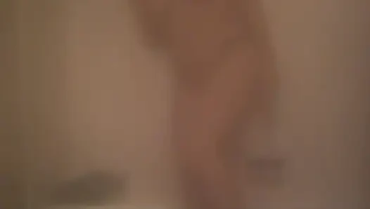 Trying to fuck in the steamy shower, he stands up and makes me swallow a huge cumload at the end!