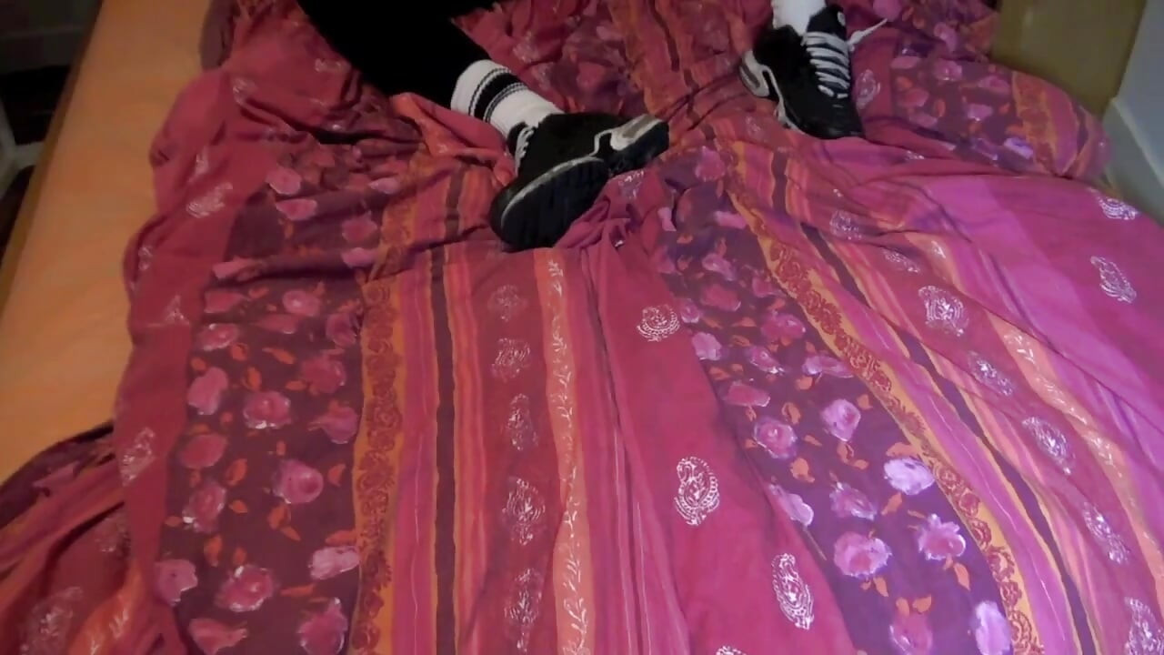 Lexitoy fucked by straight boy in sneakers