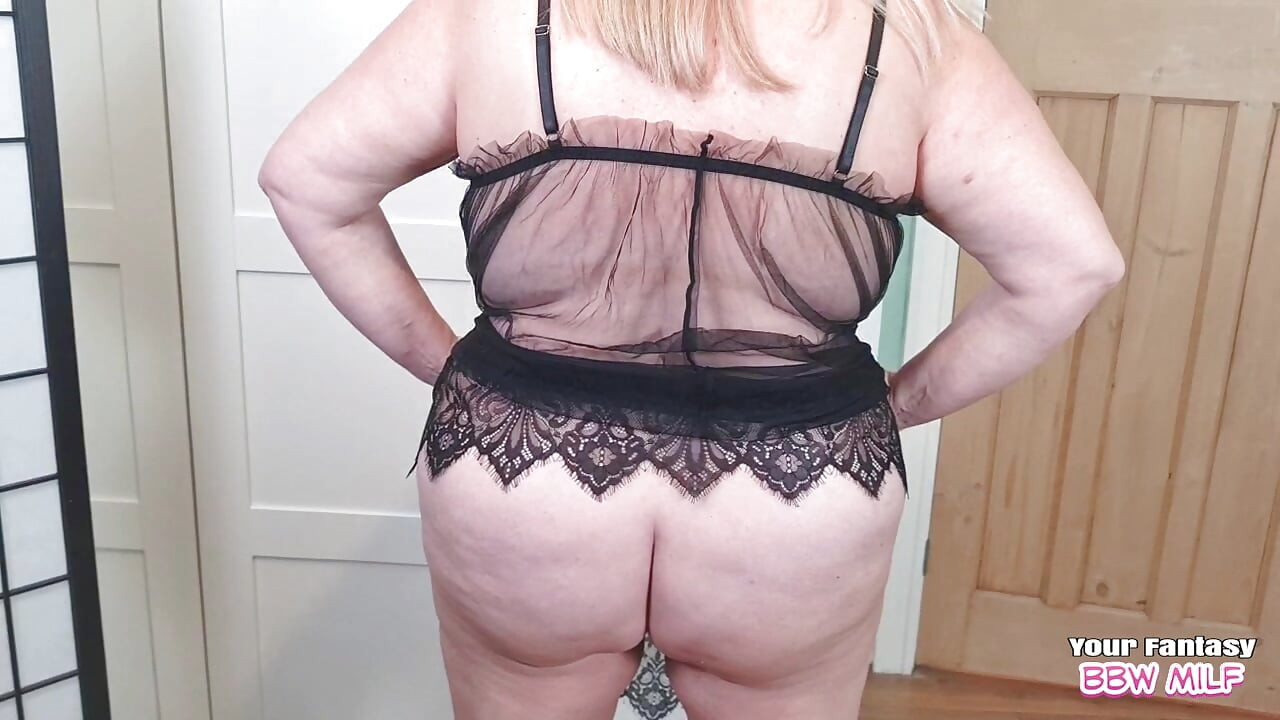 Zakopaj lice između mojih ogromnih sisa - Amaterska zrela debela milf žena domaća varajuća kurva s velikim sisama