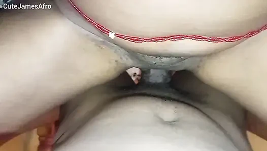 Üvey kız kardeş üvey erkek kardeşinden domalarak seks istiyor