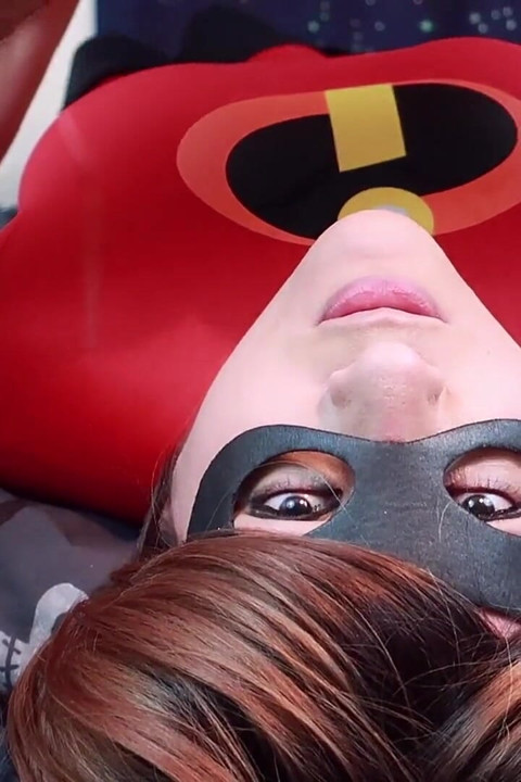 Elastigirl fodendo na cara