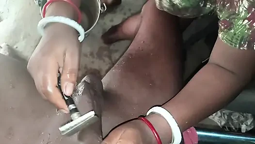 Meri nai bhabhi Ne Bal Kat kar Safai ki aur land chusa