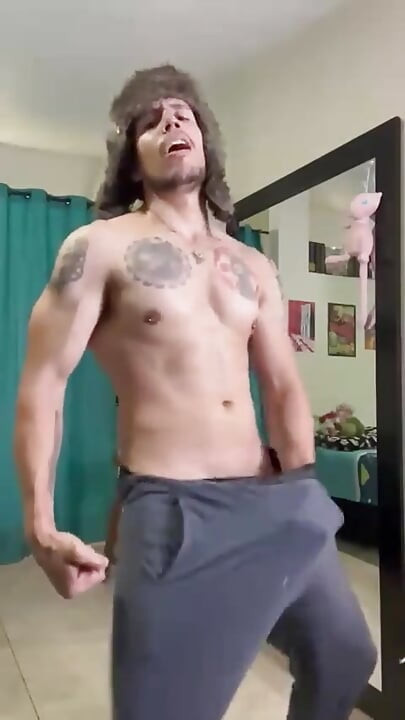 Colombian Vergón Tiago Florez Trainer Gym Video Masturbation