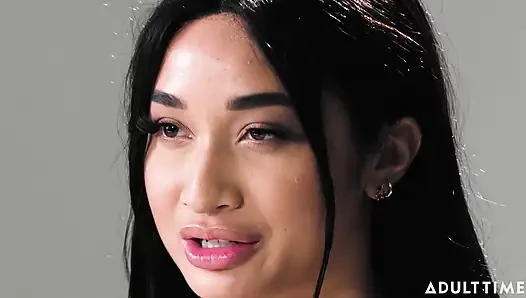 yıldızı kadınların nasıl orgazm olduğuyla röportaj yapıyor | Adult Time