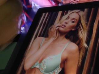 Penghormatan air mani untuk Elsa Hosk