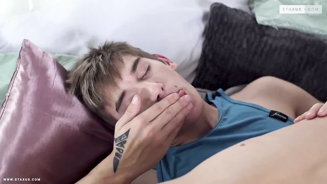 Hot Young Guys - Anal Sex, Blowjob & FISTING in the finale