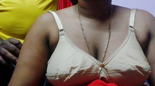 Desi Indian sex with mohini aunty