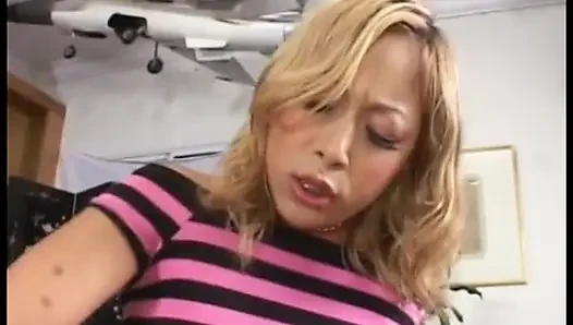 Blonde asiatische süße, arsch geknallt und in den mund gespritzt