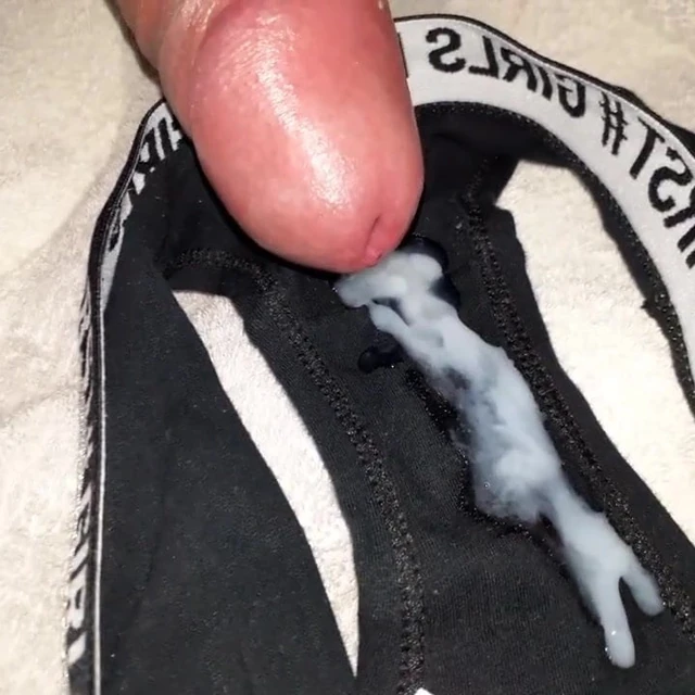 Cum in pantie