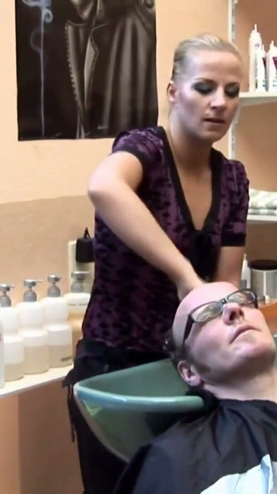 Fick mit meiner Friseuse | Clip 1