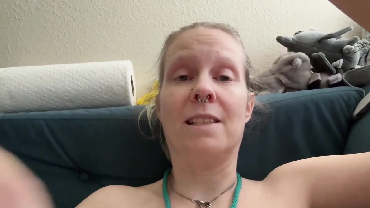 操我需要的阴户，只用小笔