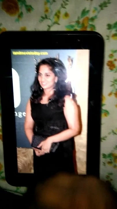 Shalini juicy cum tribute