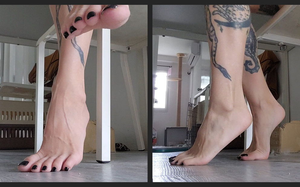 Ignore Foot Fetish Goddess with Black Pedicure