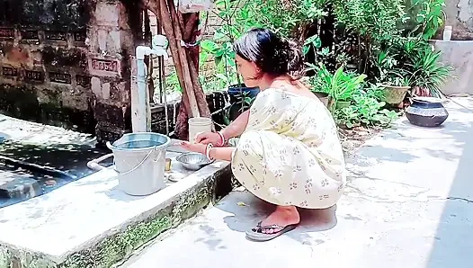 Hintli deshi güzel kolaj kızı neredeyse domaltarak sikişiyor