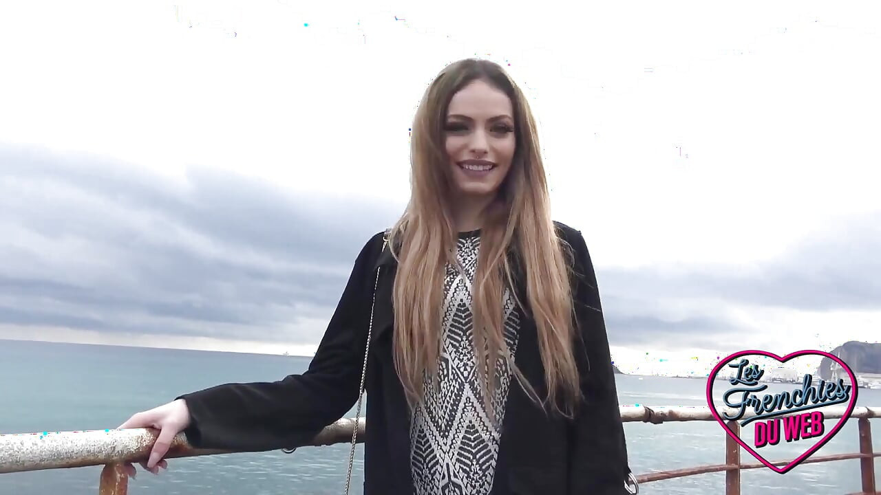 Clara Mia, en student som vill ge sin lärare en stygg överraskning