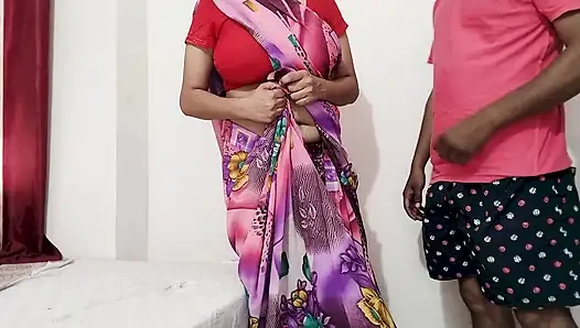 Desi Indian Kamwali Ko Chod Dala Galti Se Kyuki Usne Wife Ka Saree Pahna...