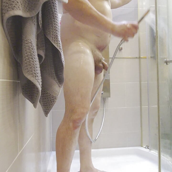 Shower vlose up. Amateur dick show
