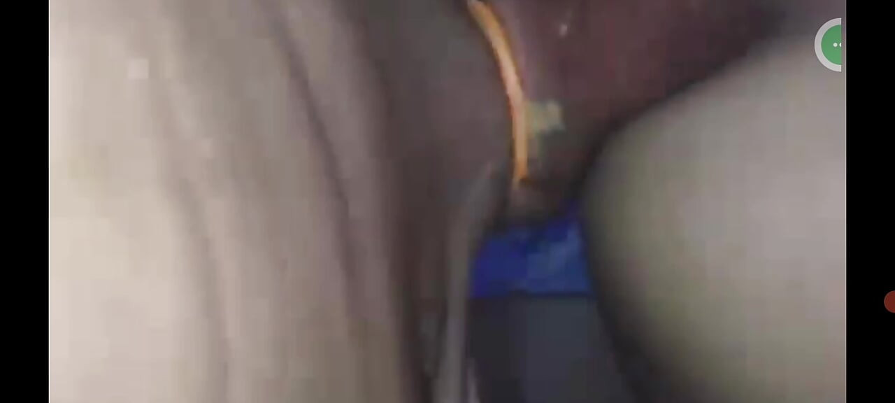 Sie bettelt darum, mit ihrem aufzuhören ... so sehr eng