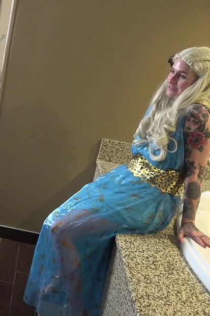 Big Titty Brooke Lyn Rose Plays with a Big Black Man in the Jacuzzi