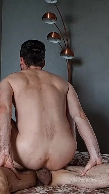 سخيف البرية | مقطع 1