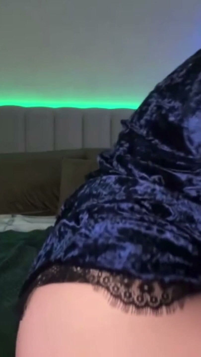Double penetrating with jucielussie | Clip 1