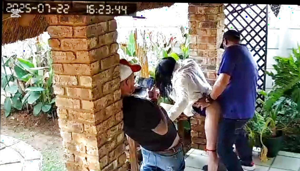 Rogacz szef chciał, żebym przeleciał jego żonę, gdy szarpie się