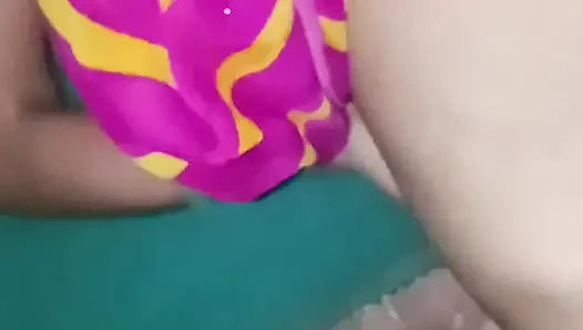 Desi aunty nude sex video chut ko chatne ka matalab yah hai
