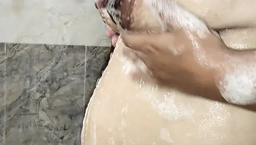 Tamil evli kadın çıplak duş