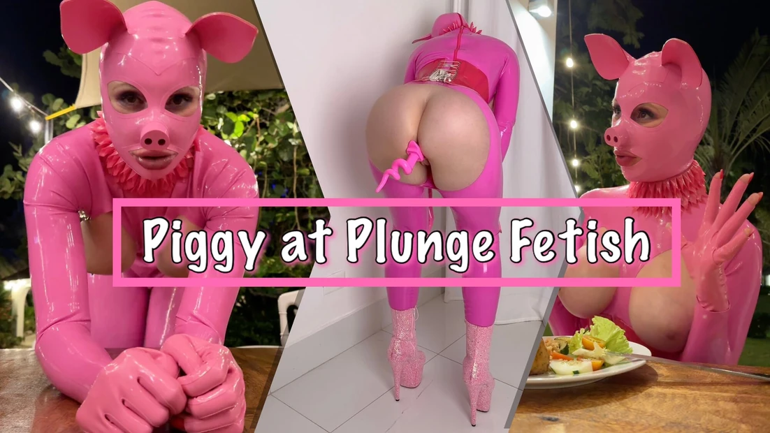 Latex Piggy at Plunge Fetish 2024