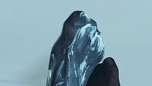 BLACK PANTYHOSE WITH LOTS OF COSMETICS