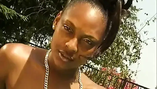 Evli kadınlar evde yalnız: evli kadın #45