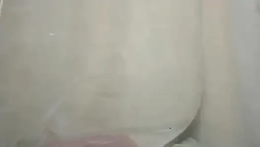 Seksi hatun küçük bir dildoyla götten sikişiyor