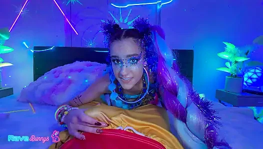 Madison Lights Up The Private Rave Scene In A Night Of Neon Temptation