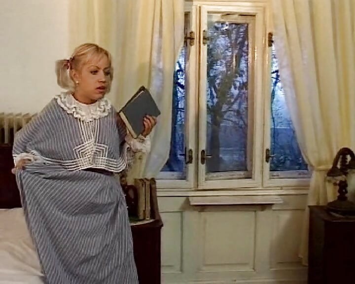 Vintage francuska lutka uživa u DP trojci