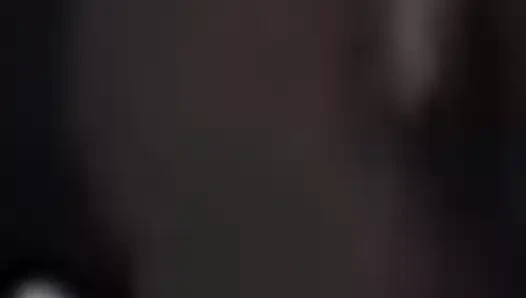 Грудастую чернокожую крошку намазали маслом и трахнули в Вегасе