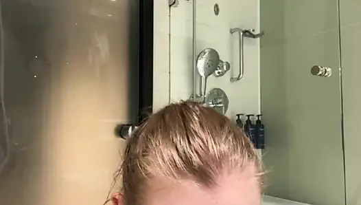 Hard fingering pussy in the bathroom hotel with jucielussie