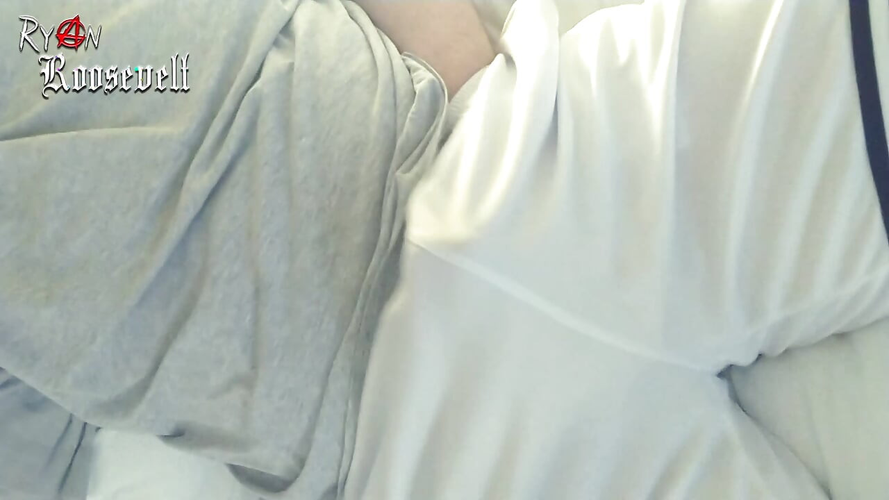 Ruka u mojim gaćicama