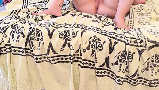 Es macht mich und ich reite es auf ihm