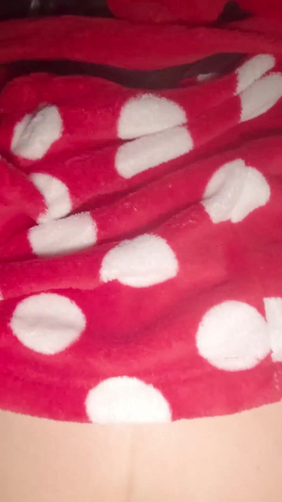 Amateur wife with a big ass fucked doggystyle and cum inside. Real homemade. | Clip 1