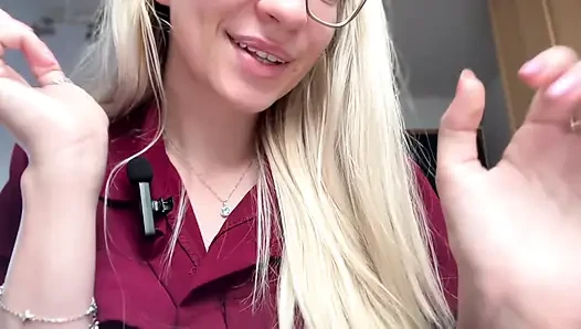 Gadis kejam menghukummu dengan menggelitik asmr