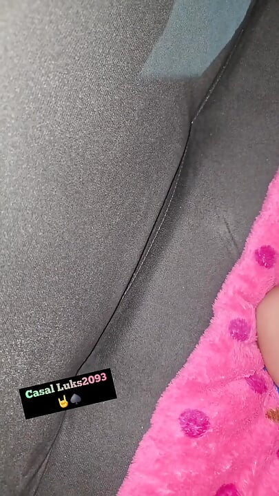 ควยน้ําแตกอย่างที่ไม่เคยมีมาก่อนในปากผัวชอบให้เมียมีชู้