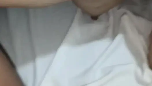 Napatuwad tuloy ako kahit mahal na araw.