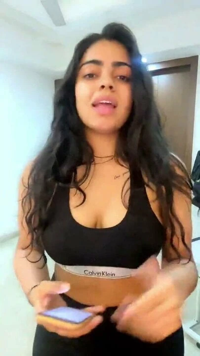 Maanvi Tango Private