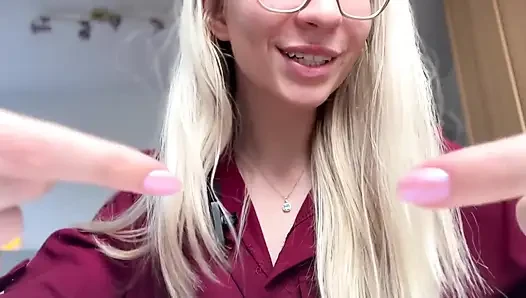 Böses mädchen bestraft dich mit Kitzeln, Asmr