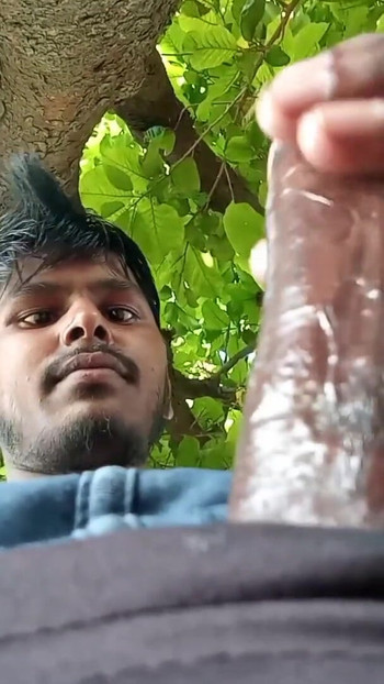 Must-share moment from "Desi Indian boy ykal hastmaithun"