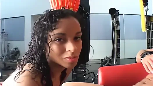 Mya Und Ihre Zunge Schwein