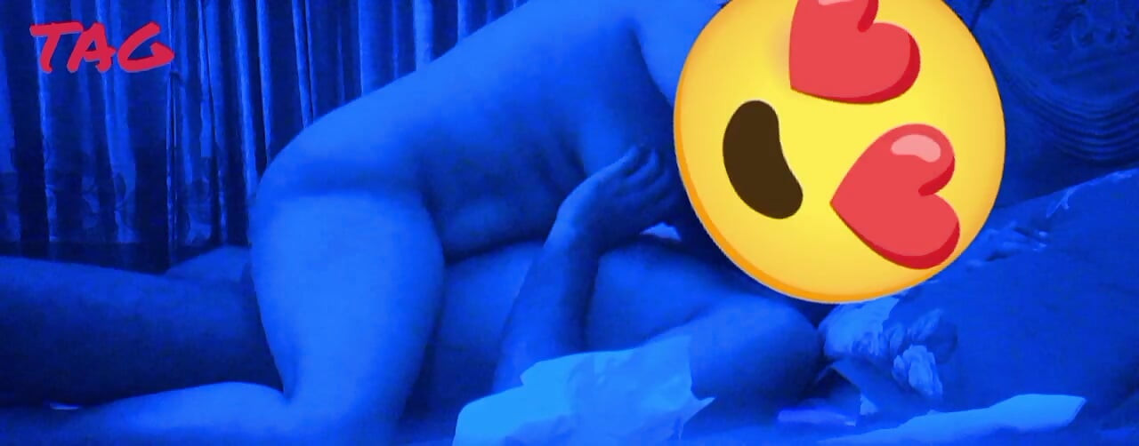 Big Ass girlfriend hard fuck wet pussy with big cock boyfriend.