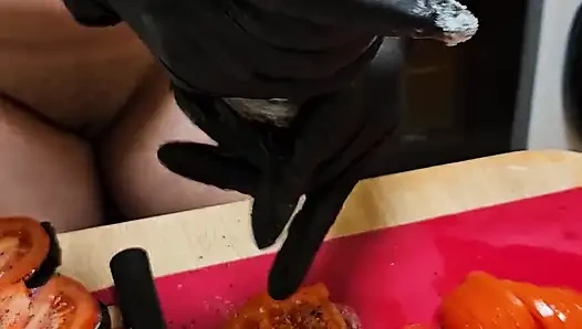 The New Emma's Cooking Show. S1e2: Garlic Breads and Naked Tits.