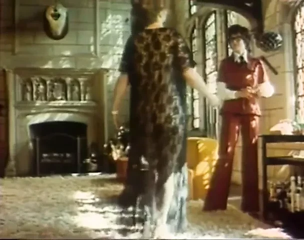 Setiap inci seorang wanita - 1975