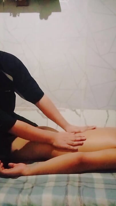 I Just Asked My Stepsister To Give Me A Massage... - Ayesha Sy